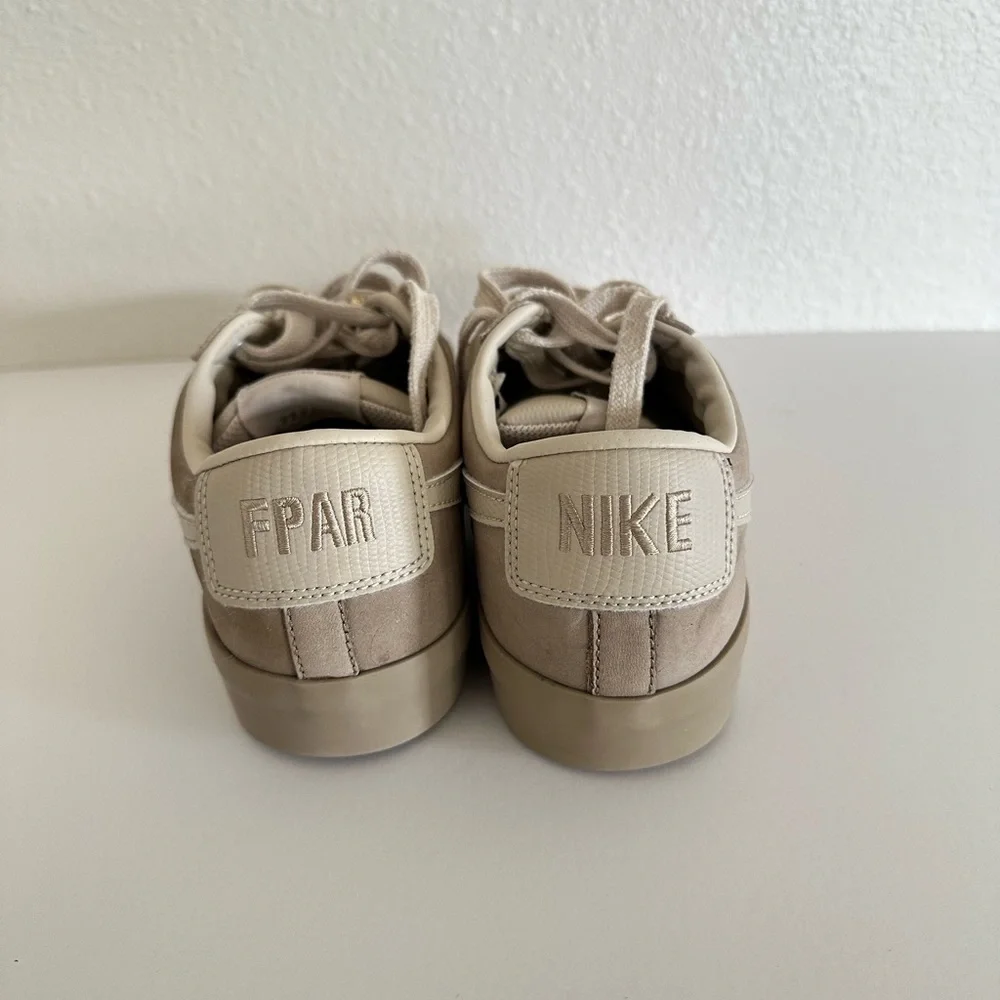 Nike SB Blazer Low 'Snakeskin' Light Tan‎ - US M 8.5 Sacai Supreme CDG